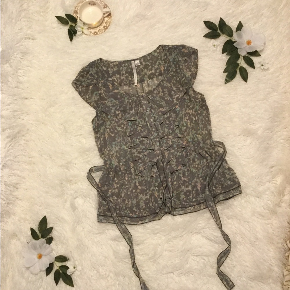 LC Lauren Conrad Gray Floral Ruffle tie Top